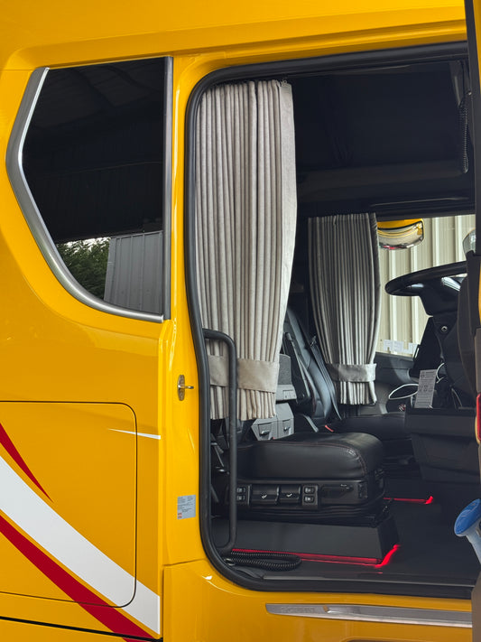 Noah’s Cab Interior Side Curtains