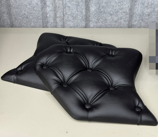 Scania NGS/R Chesterfield Button Door Panel