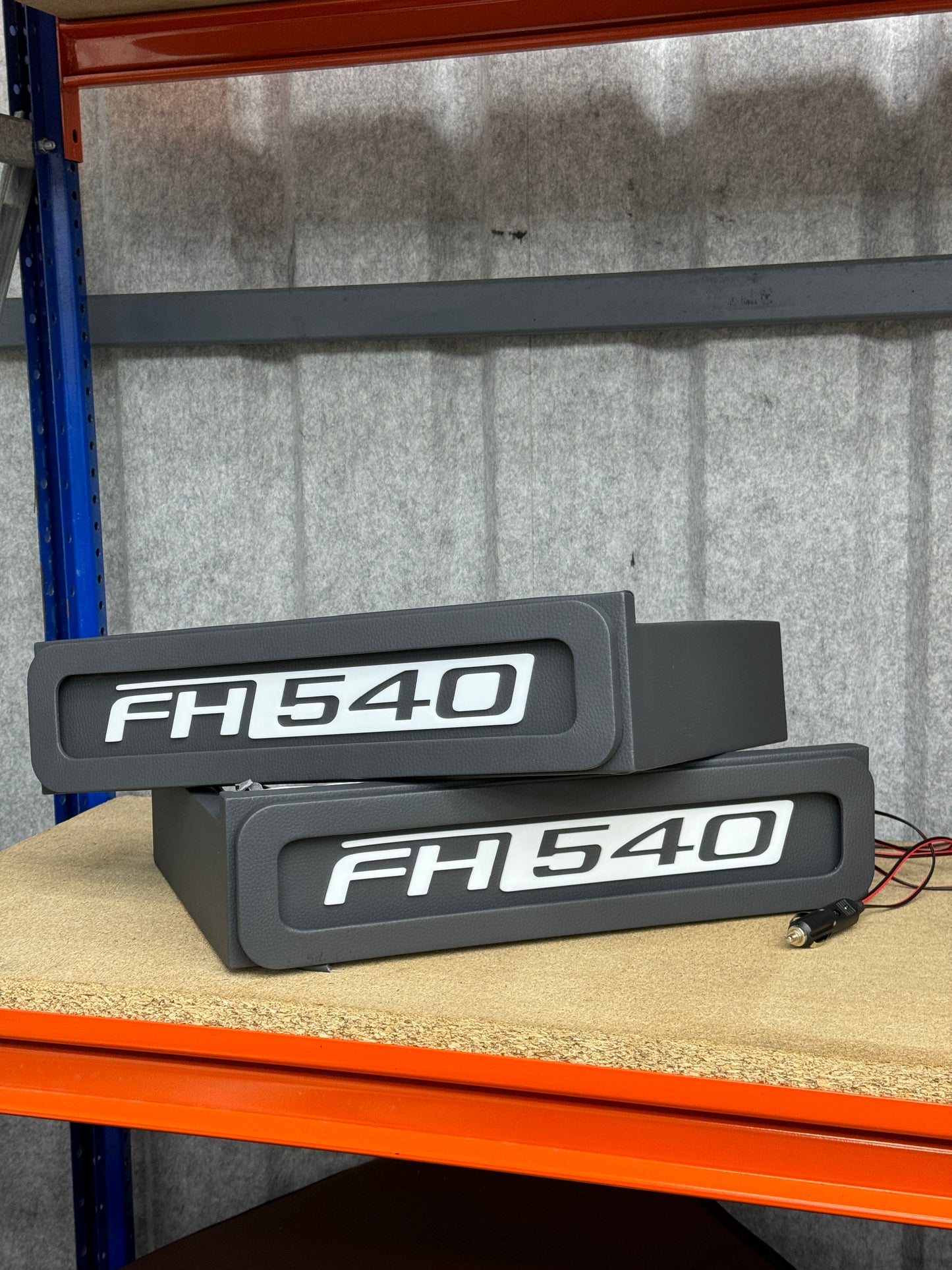 Volvo FH4/5 LED Seatbase